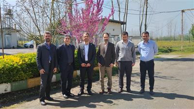 The visit of the head of Guilan Science and Technology Park to Iran Silk Research Center